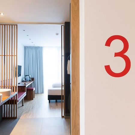 Hotel Ochsen Post Tiefenbronn Екстер'єр фото