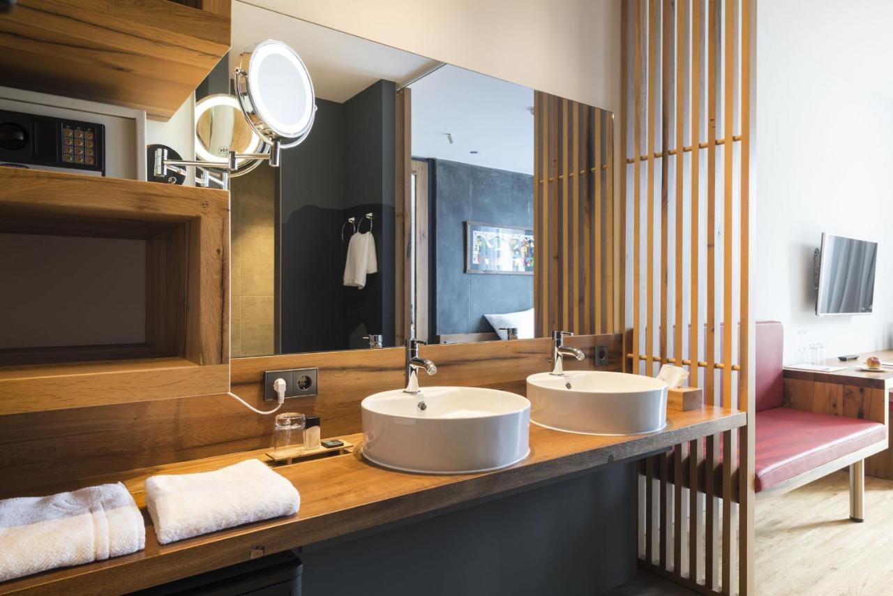 Hotel Ochsen Post Tiefenbronn Екстер'єр фото